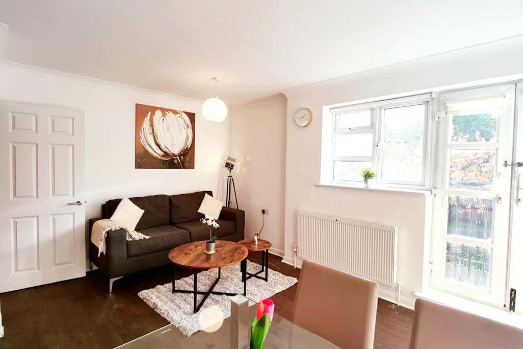 Aldgate Flats In E1. Apartment Londra Exterior foto